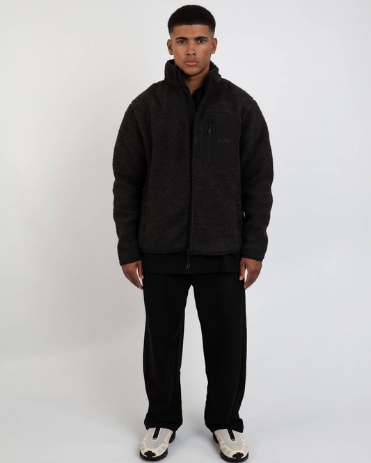 SPN_01 OUTERFORM SHERPA OBSIDIAN